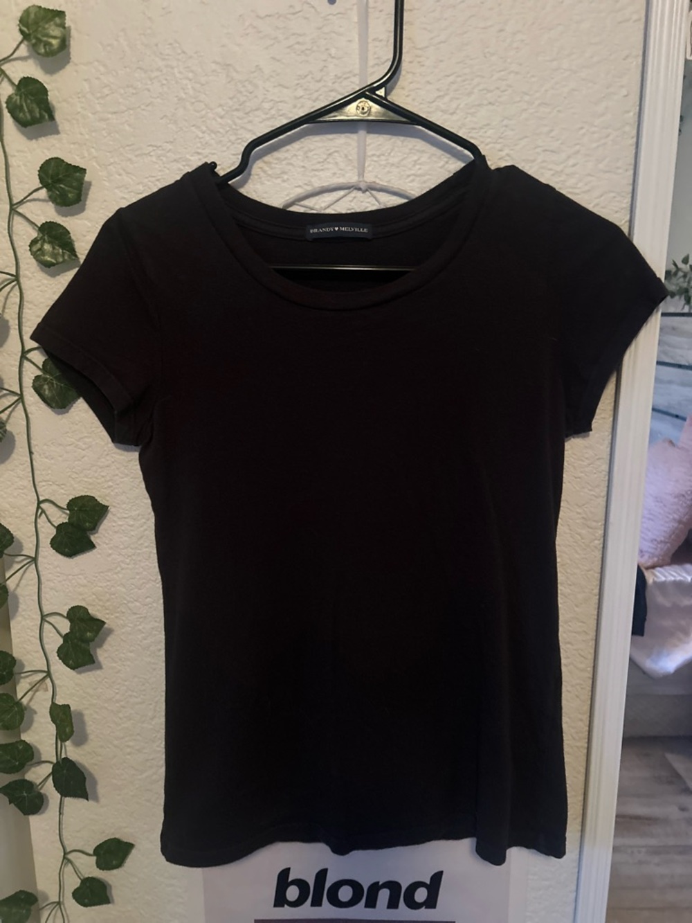 Brandy Melville Black Short-Sleeve Crewneck Tee